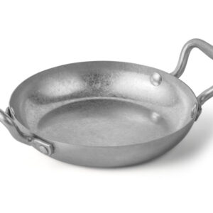 PUJADAS Stálfat retro með höldum – 18 cm